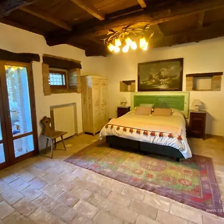 Otel Casale Alessandri Massa Martana