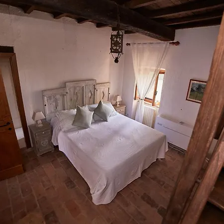 Casale Alessandri Hotel Massa Martana